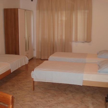 Guest House Karevic Хвар Номер фото